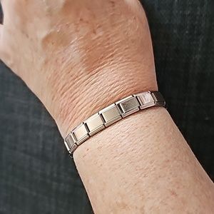 18 Charm Starter Bracelet with No Markings